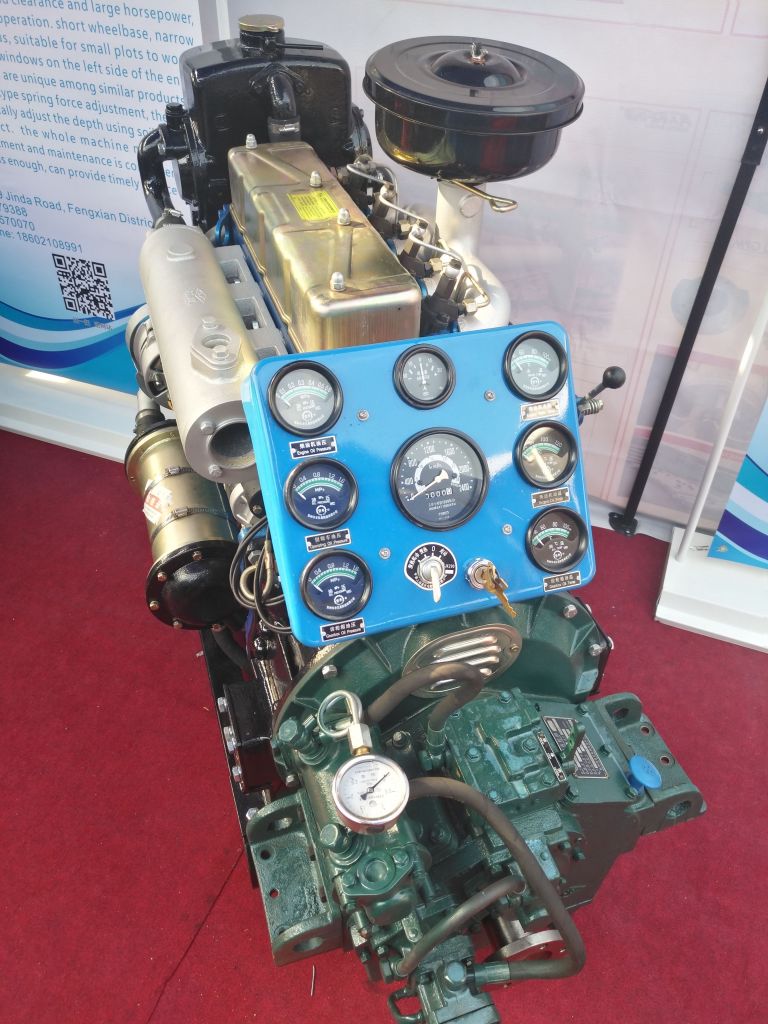 50HP to 135Hp Marine diesel engine with gearbox