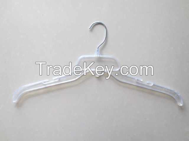 VICS HANGERS,PLASTIC HANGERS,APPAREL HANGERS