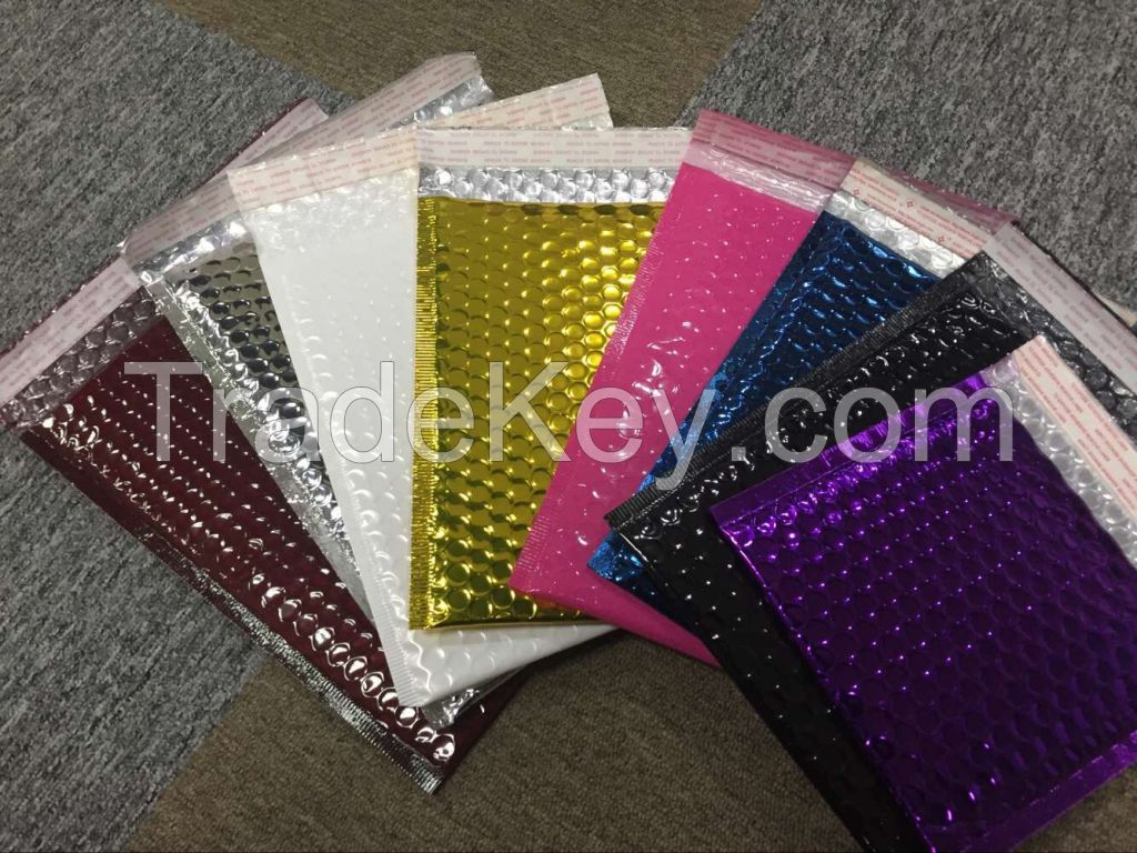 Colorful Metallic bubble mailers by Daisy