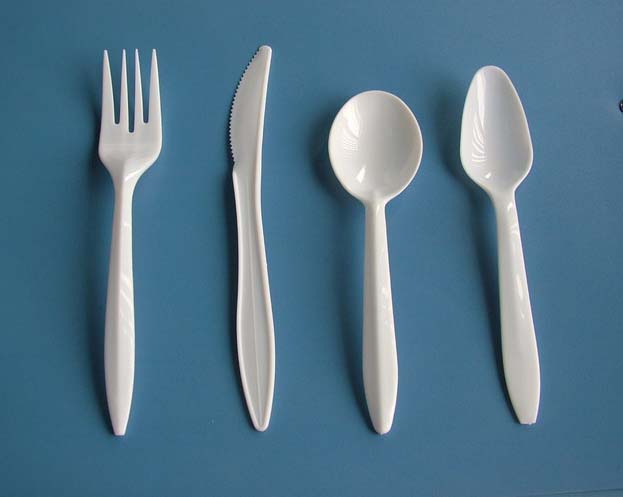 disposable plastic cutlery