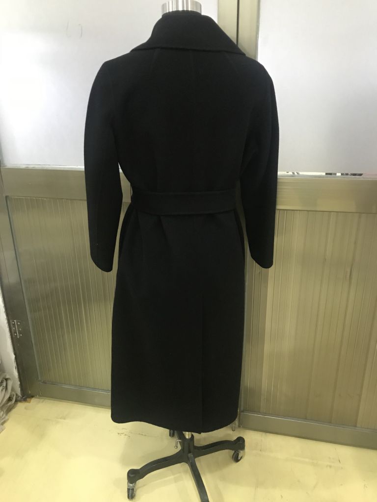 woman&#039;s cashmere coat