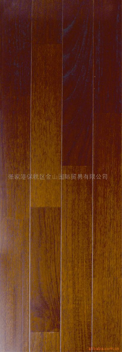 laminate floor with teak style