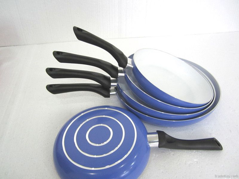 CERAMIC FRY PAN