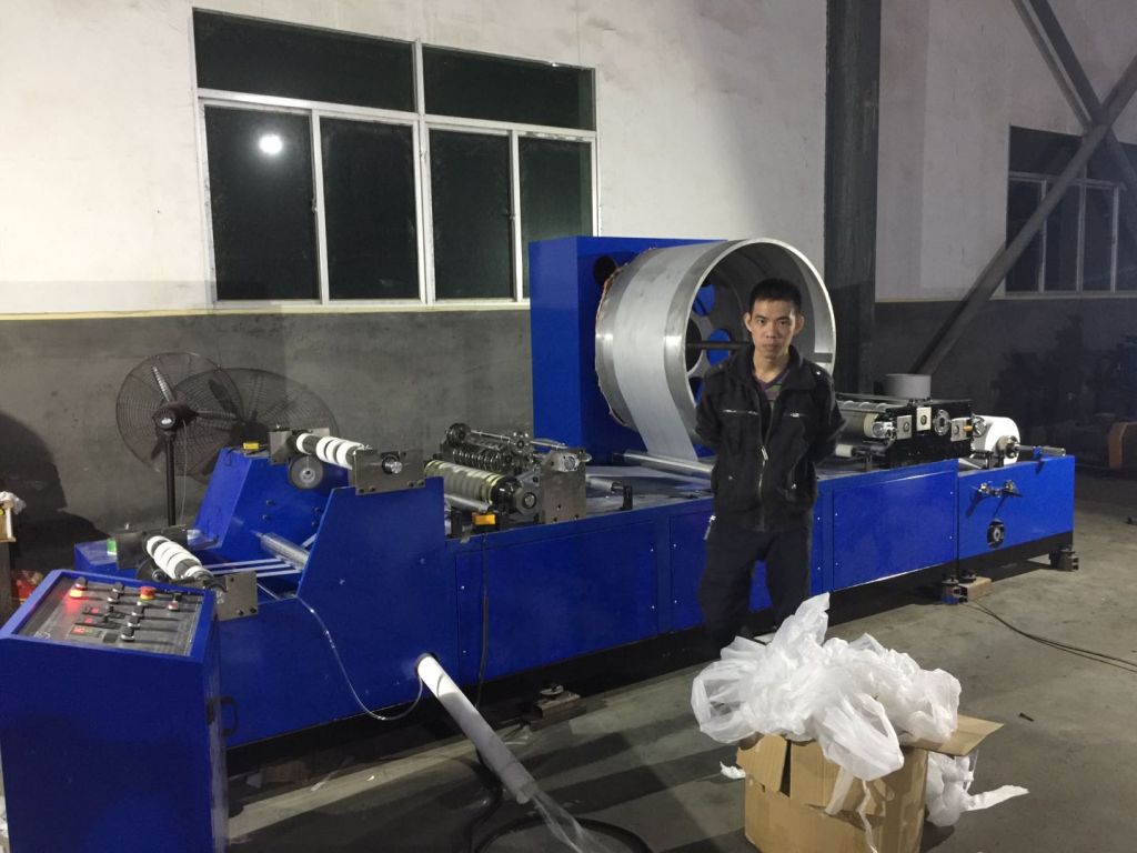 Smoke paper printing and gluing machine