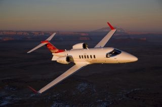 Bombardier Learjet 40 XR 