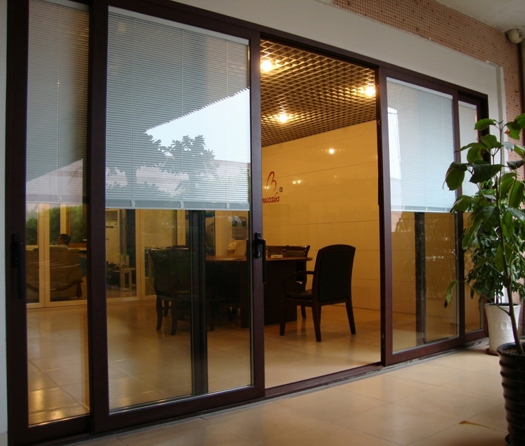 aluminium sliding door