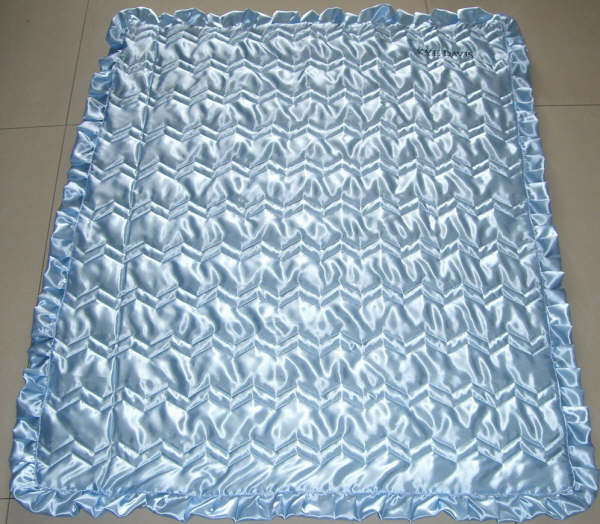 cot satin quilt