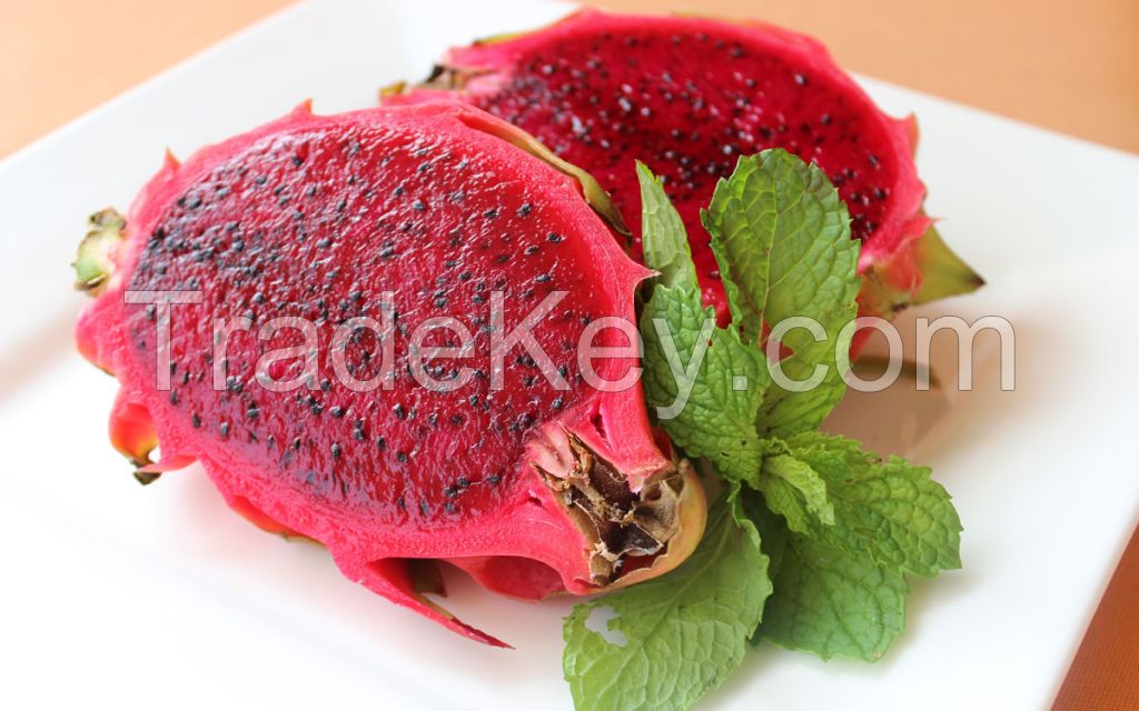 Premium Quality Dragon Fruit - Red/White Pulp Dragon Fruit