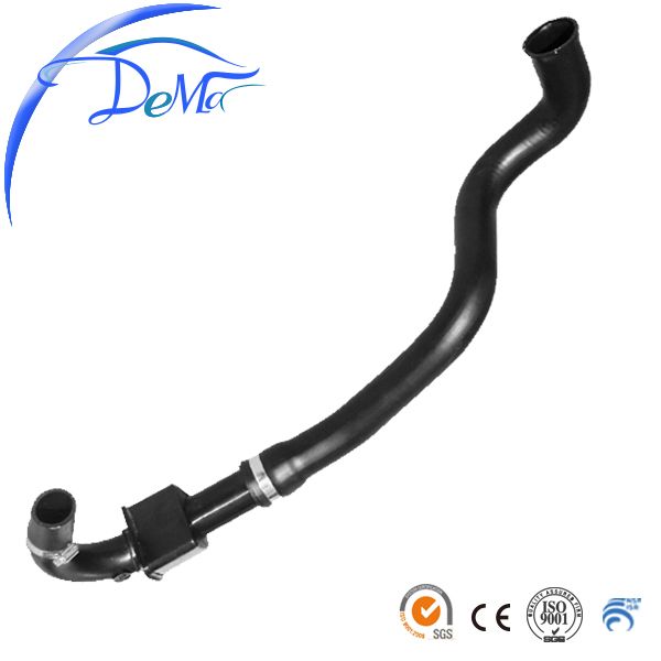 Clean rubber hose 8200384940 with plastic connector for Renault car 