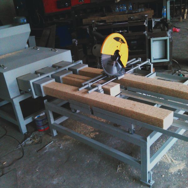 Six Head Wood Chips Pallet Block Machine