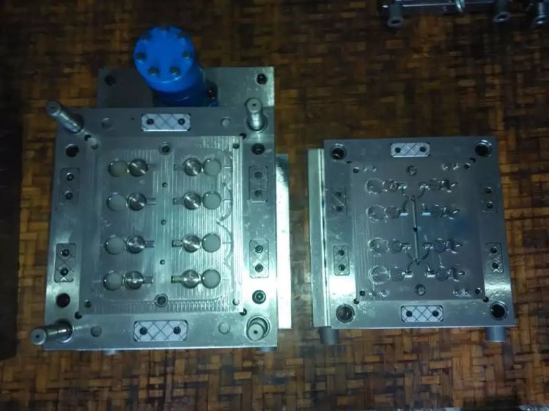 8 cavities good quality anti-water plastic bottle cap mould