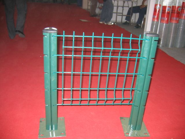 Welded Steel Wire Mesh Fence