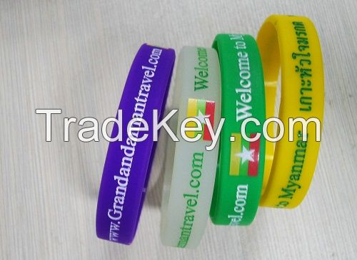 custom logo printed silicone wristband