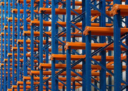 Drive in racking system for warehouse