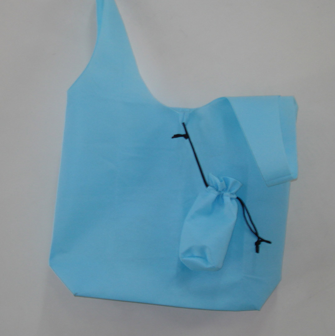 Folding non-woven polypropylene bags