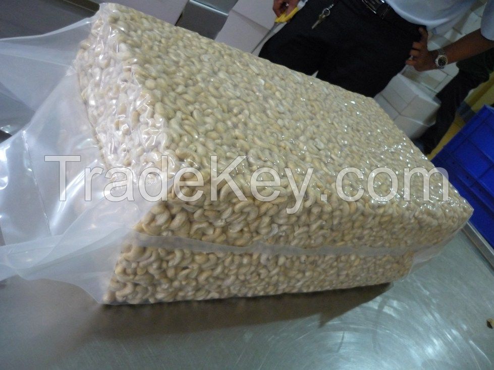 Cashew Nuts / Wholesale Price Cashews kernel factory