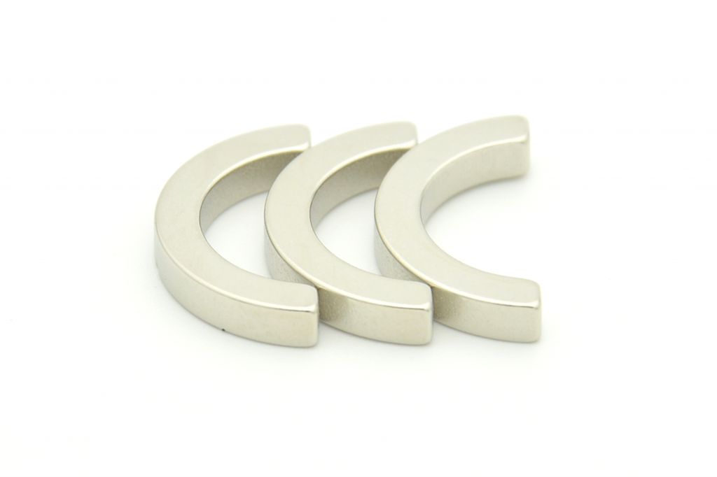 Arc sintered NdFeB magnets