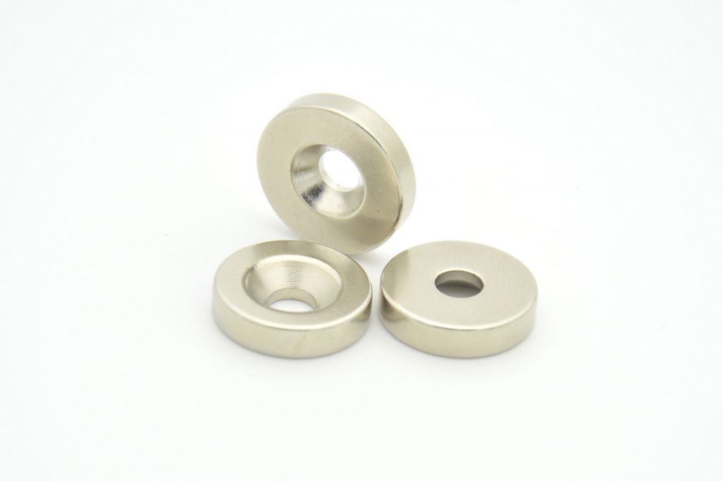 Countersunk sintered neodymium (NdFeB) magnets