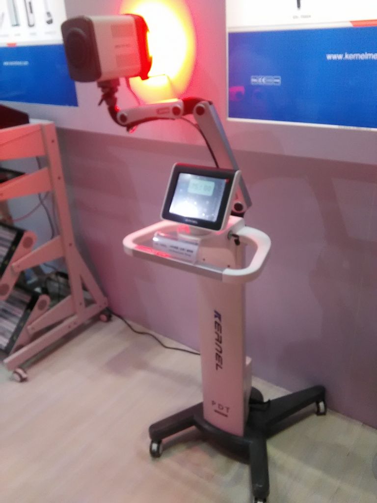 Red light device LED low level light for speeding wounds healing pain relief sp KN-7000A1