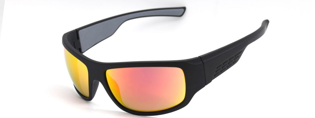 fashion and sport sunglasses/ski goggles/all kinds accessories are ready to support