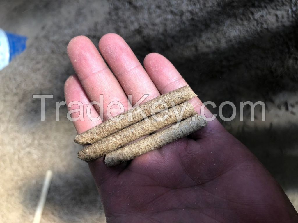 rubber wood pellet