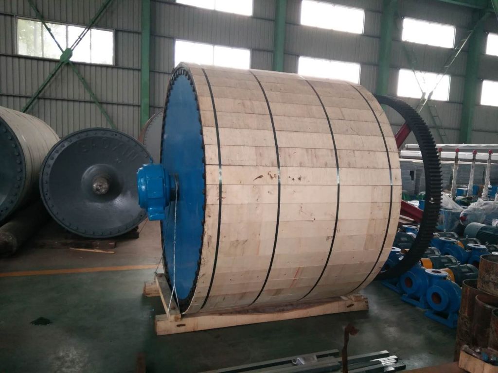 2400 type  20T/D corrugated paper machine