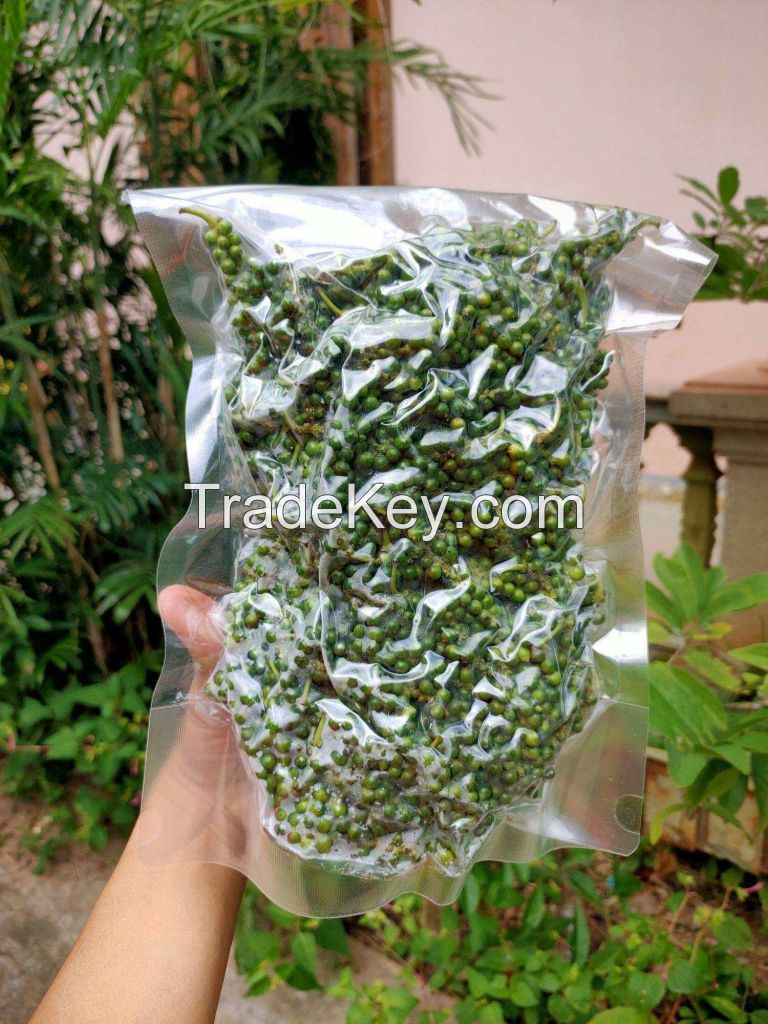 FROZEN GREEN PEPPER FROM VIETNAM - A TASTY ADDITION TO YOUR RECIPES - HIGH QUALITY