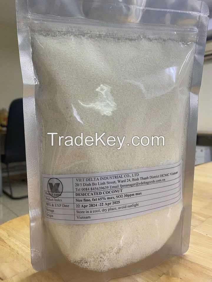 SWEET & NATURAL DESICCATED COCONUT / VIETNAMESE HARVEST / MADE IN VIETNAM