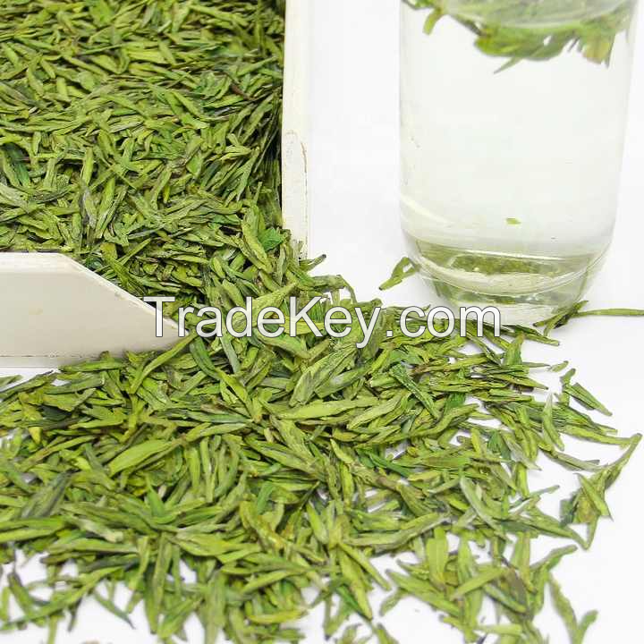 LOOSE LEAF GREEN TEA / FRESH FROM THE HIGHLANDS / MADE IN VIETNAM