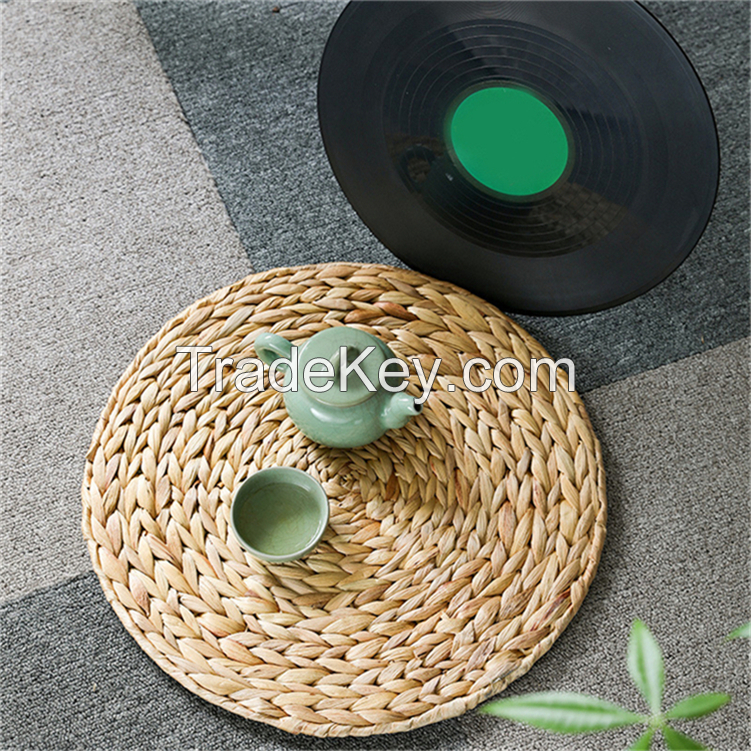 NATURAL WATER HYACINTH TABLE MAT / PERFECT FOR DINING AND DECOR / MADE IN VIETNAM