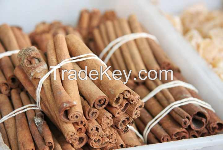 TOP-NOTCH CASSIA CINNAMON STICKS & POWDER / FRESHLY PACKED & PURE / GREAT PRICE NOW AVAILABLE / MADE IN VIETNAM