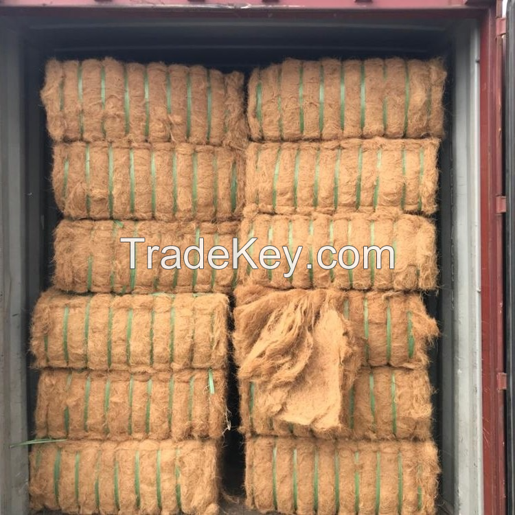COCONUT COIR FIBER / A RENEWABLE AND ECO-FRIENDLY CHOICE / MADE IN VIETNAM