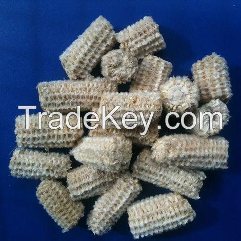 NATURAL CORN COB / ECO-FRIENDLY AND VERSATILE / MADE IN VIETNAM