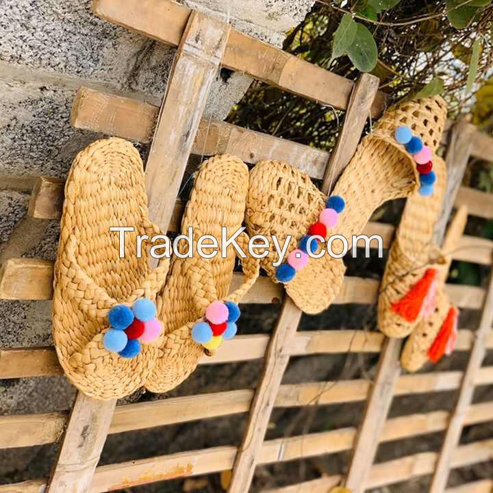 ARTISAN SEAGRASS SLIPPERS / ELEGANTLY HANDMADE FOR DAILY WEAR / MADE IN VIETNAM