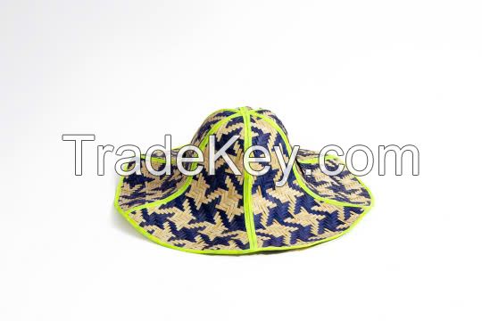 HAND-PAINTED COLORFUL ARECA HAT / UNIQUE PIECE FOR EVERY STYLE / MADE IN VIETNAM