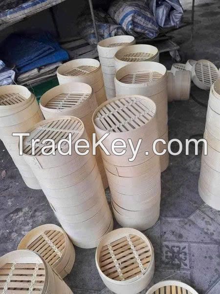 BAMBOO STEAMER BASKET / LOCKS IN NUTRIENTS & FLAVOR / MADE IN VIETNAM