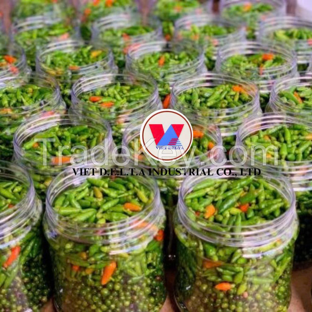 ALL-NATURAL GREEN PEPPER IN BRINE / ZESTY & AROMATIC / MADE IN VIETNAM