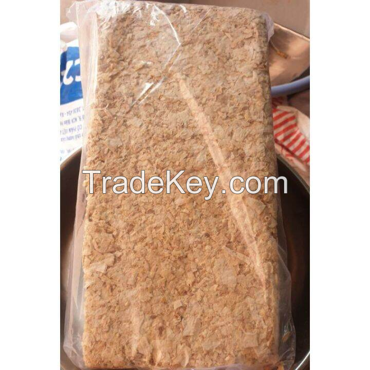 SOFTWOOD SAWDUST / IDEAL FOR COMPOSTING AND ANIMAL CARE / MADE IN VIETNAM