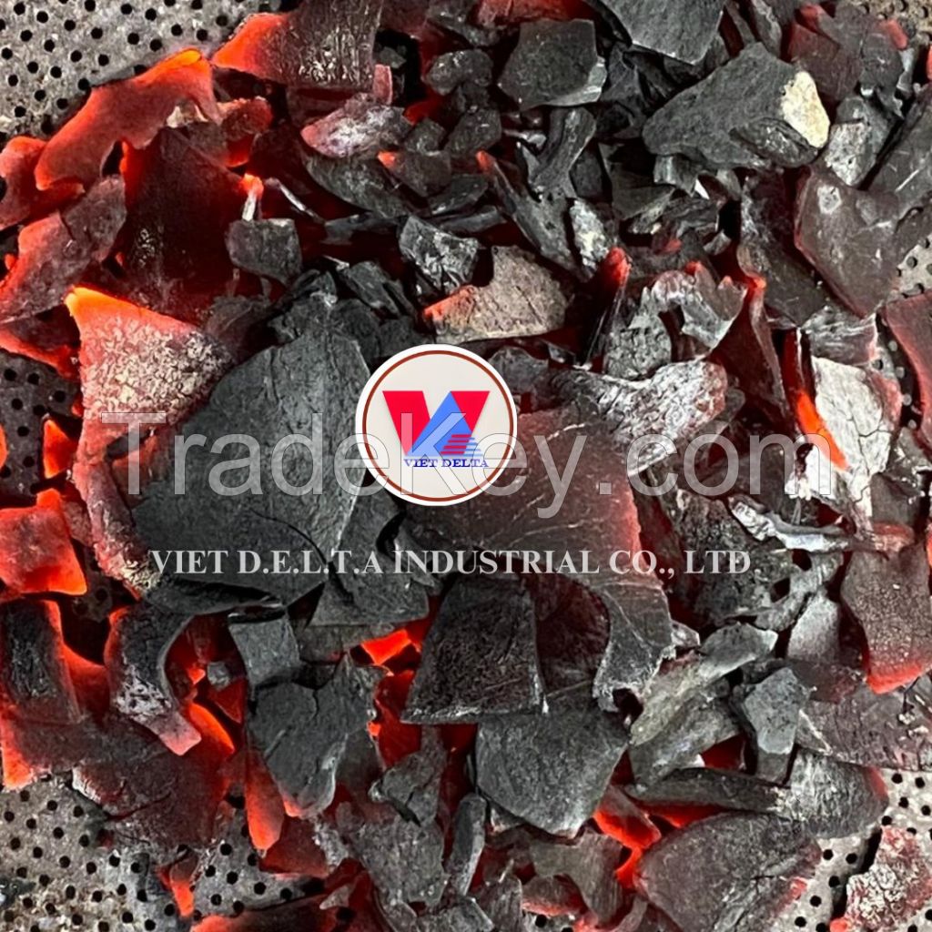 ALL-NATURAL COCONUT CHARCOAL / RENEWABLE RESOURCE / AFFORDABLE WHOLESALE PRICES / MADE IN VIETNAM 