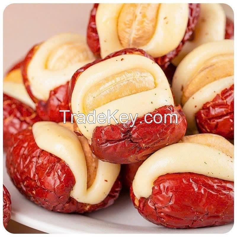 RED JUJUBE SWEET SNACK WITH CAMEL MILK AND CASHEW NUTS / PREMIUM FLAVOR / AFFORDABLE PRICE