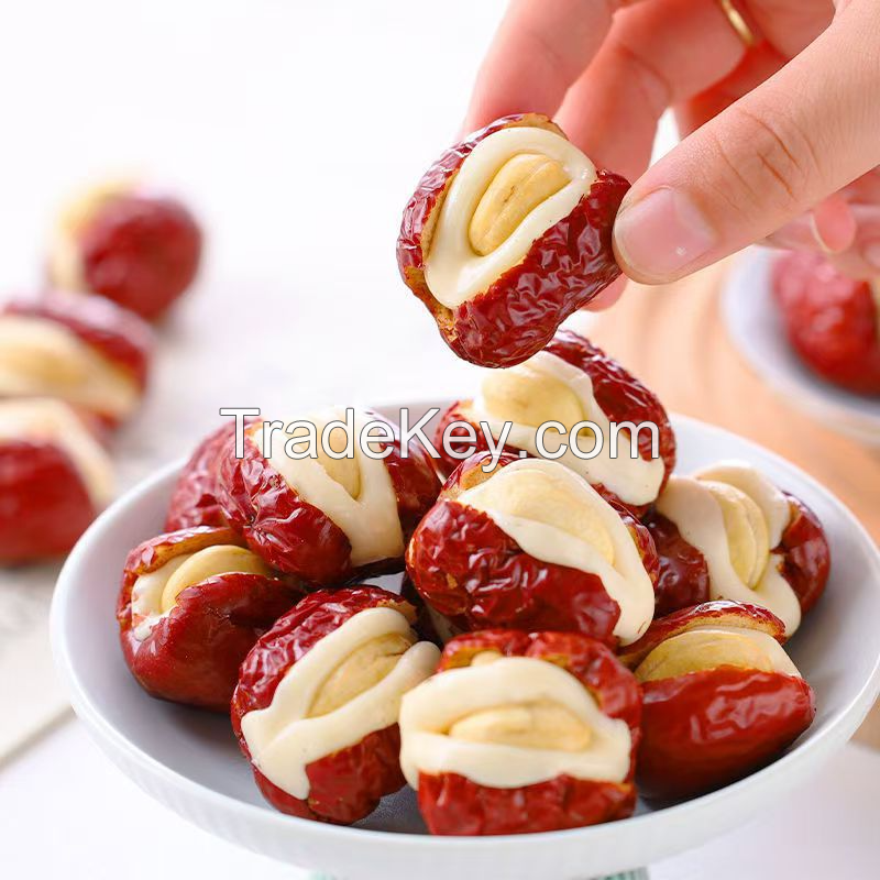 RED JUJUBE SWEET SNACK WITH CAMEL MILK AND CASHEW NUTS / PREMIUM FLAVOR / AFFORDABLE PRICE