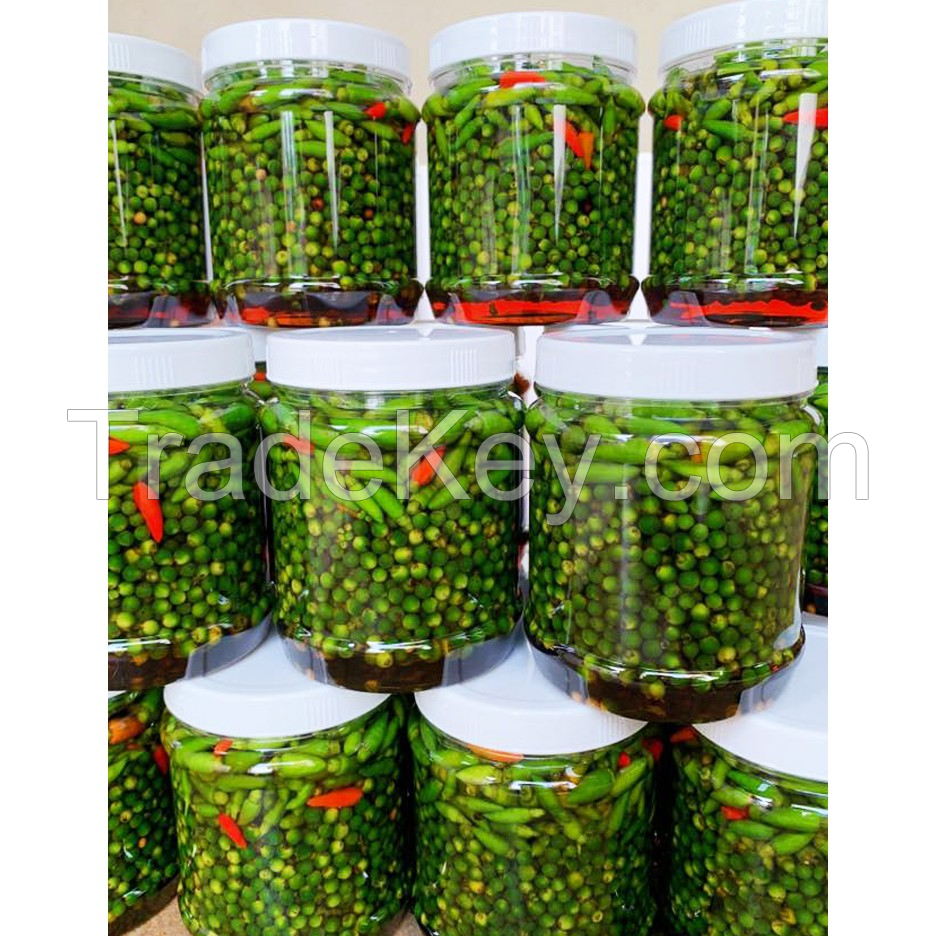 FRESH GREEN PEPPER IN BRINE / EXCEPTIONAL FLAVOR / EXCELLENT QUALITY / COST-EFFECTIVE PRICE