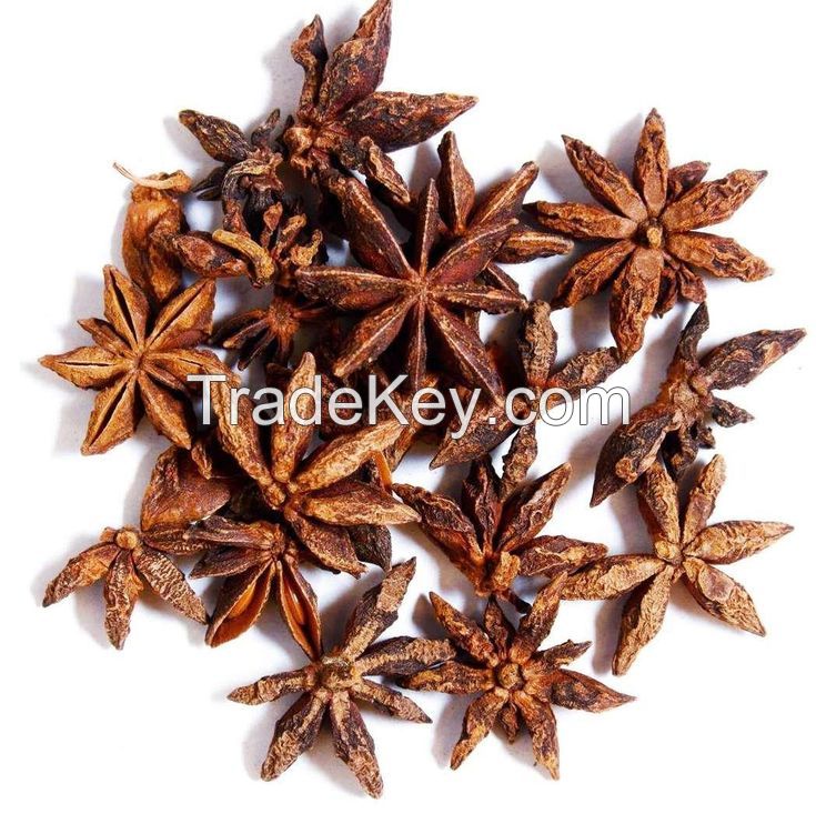 HAND-SELECTED STAR ANISE FOR THE PERFECT SPICE BLEND / NATURAL AND ORGANIC / HIGHLY VERSATILE / MADE IN VIETNAM