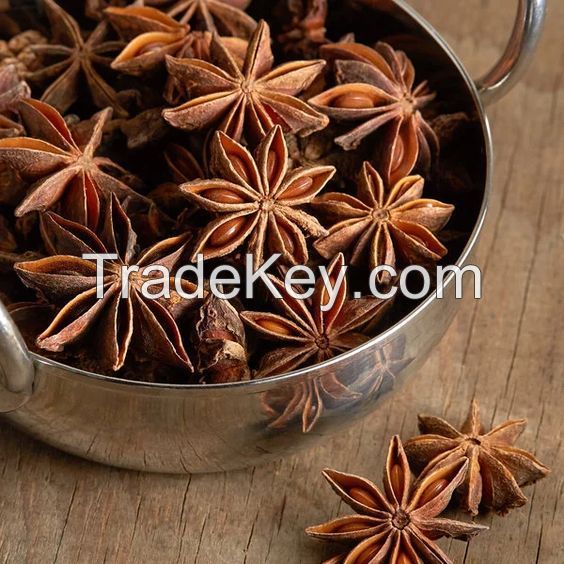 WHOLE STAR ANISE WITH INTENSE AND SWEET AROMA / PERFECT FOR COOKING AND TEAS / FARM TO TABLE / MADE IN VIETNAM