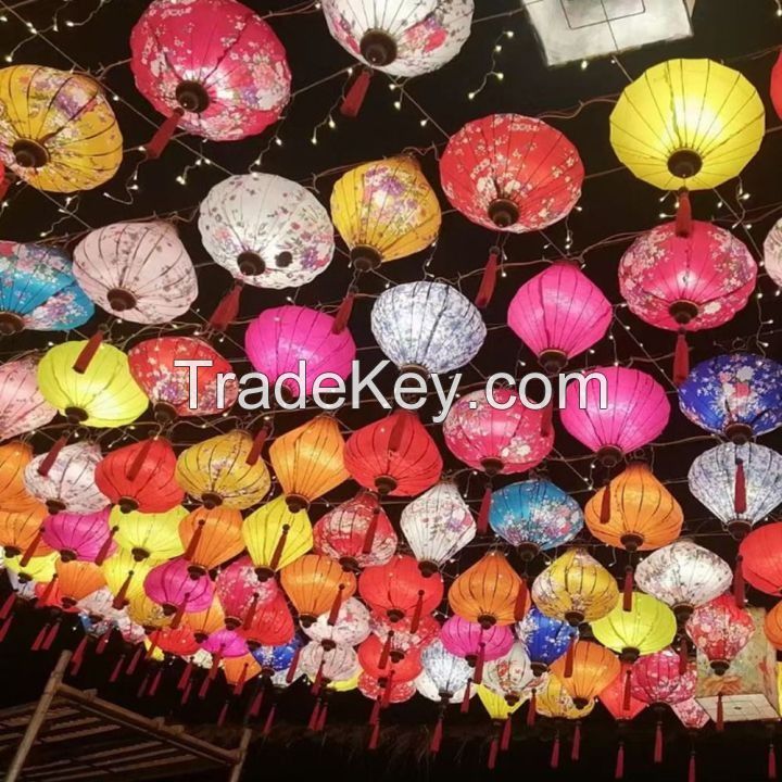 HANDMADE AND DURABLE PAPER LANTERNS / TIMELESS CRAFTSMANSHIP / MADE IN VIETNAM