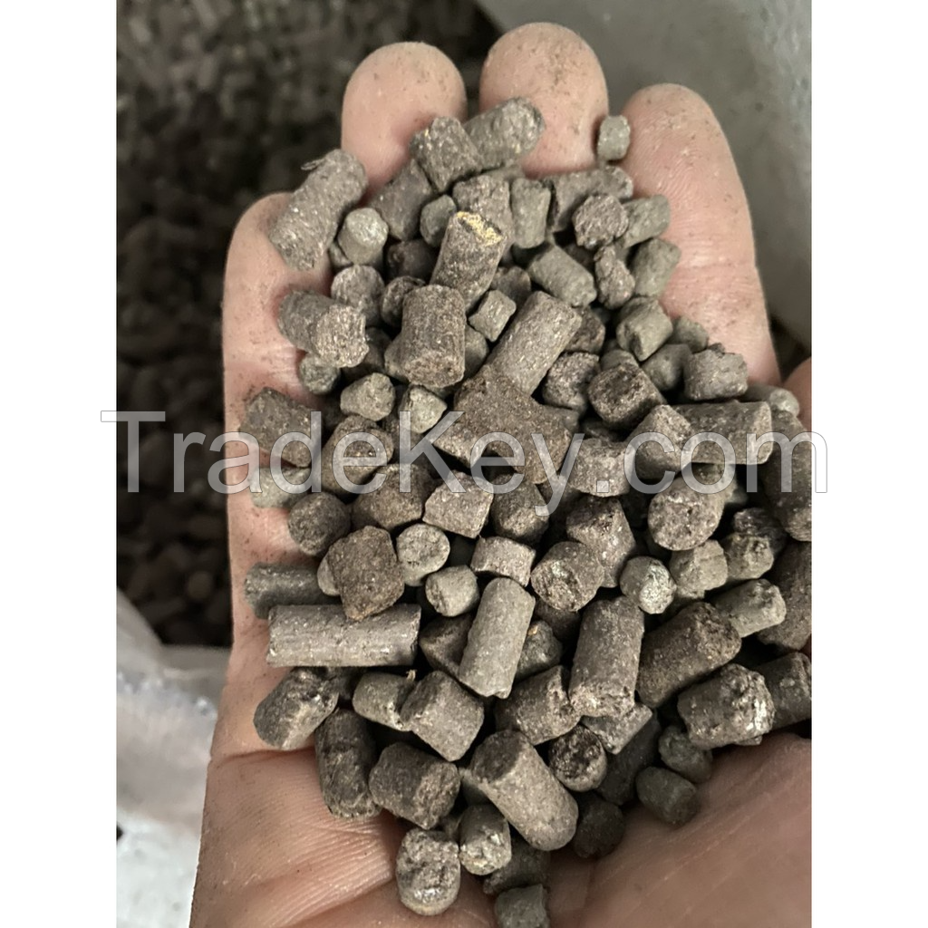 PREMIUM COMPRESSED WORM FERTILIZER / ORGANIC SOIL BOOSTER / AFFORDABLE VALUE / MADE IN VIETNAM