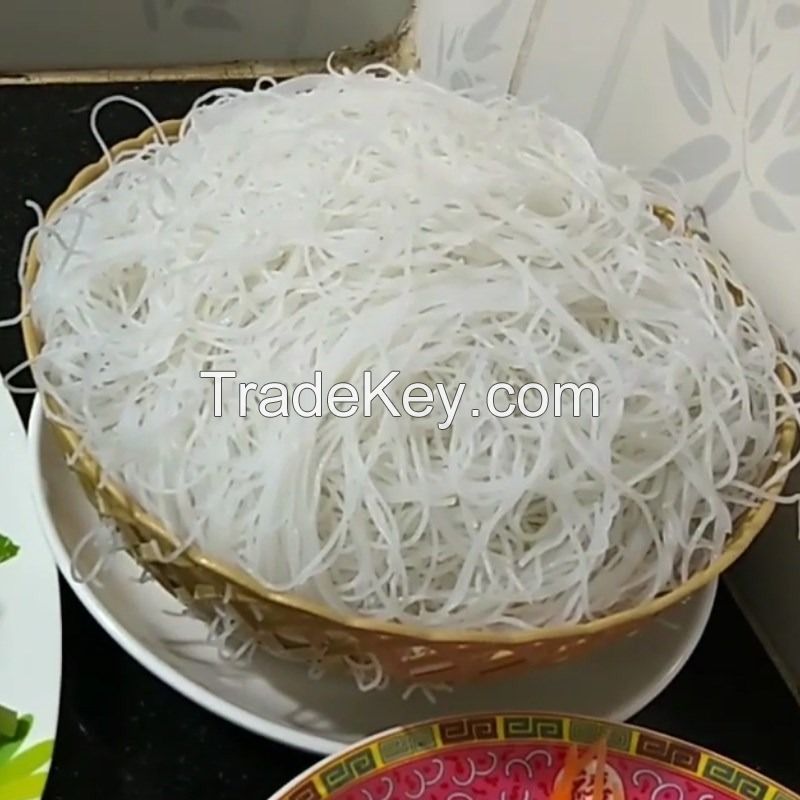 Organic Vermicelli is a pure, healthy noodle crafted from premium rice flour sourced directly from the fertile fields of Vietnam