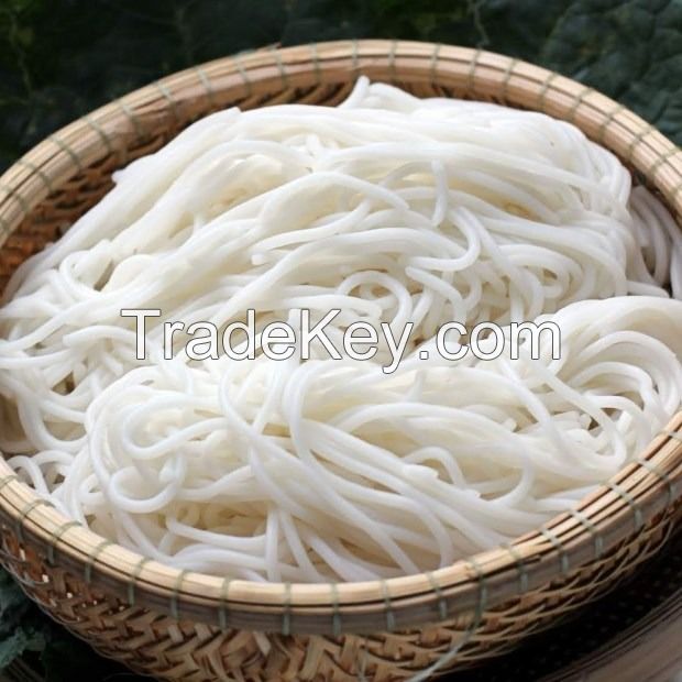 Fresh Vermicelli is a 100% natural, smooth-textured noodle made from rice grown in Vietnamâs rich agricultural regions