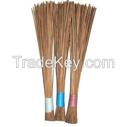 COCONUT BROOM STICKS HANDCRAFTED/FLOOR SWEEPING DUST REMOVAL GARDEN INDOOR OUTDOOR