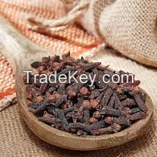 DRIED CLOVES / CLEAN LABEL / PLANT-BASED / NATURAL SPICE PODS